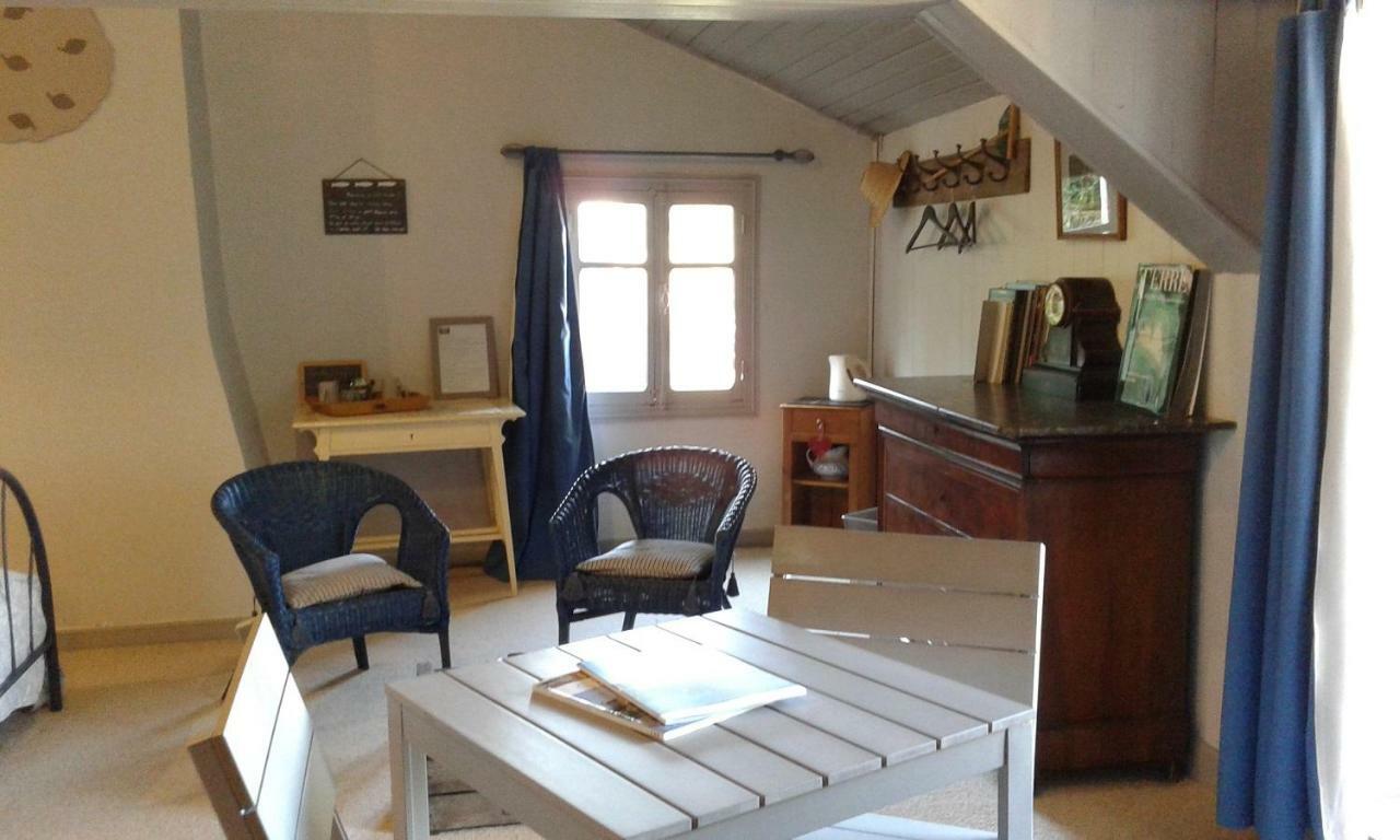 Le Petit Hureau Saumur Luaran gambar